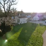 Logis De L'arceau 3* Celles (Charente-Maritime)
