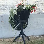 Frühstückspension Logis De L'arceau Celles (Charente-Maritime)