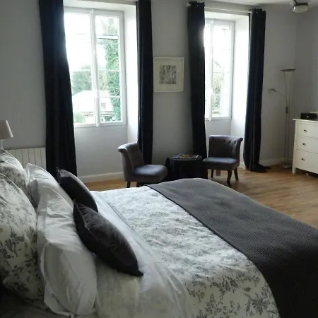 Bed & Breakfast Logis De L'arceau Celles (Charente-Maritime)