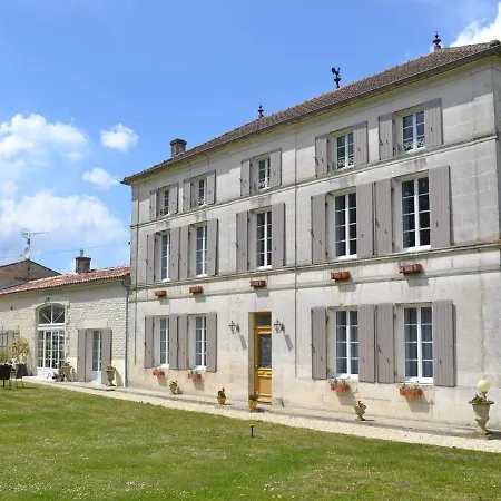 Logis De L'arceau Bed & Breakfast
