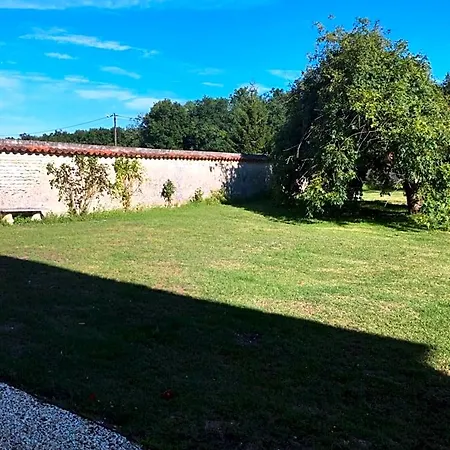 Logis De L'arceau Celles (Charente-Maritime)