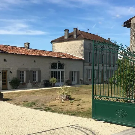Logis De L'arceau Celles (Charente-Maritime)