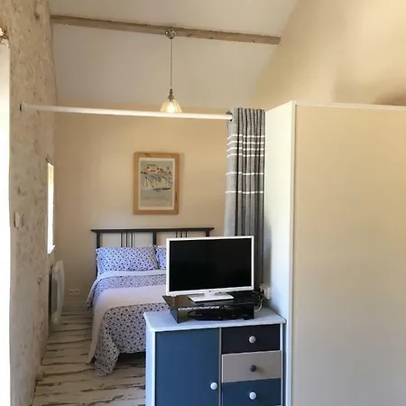 Logis De L'arceau 3* Celles (Charente-Maritime)